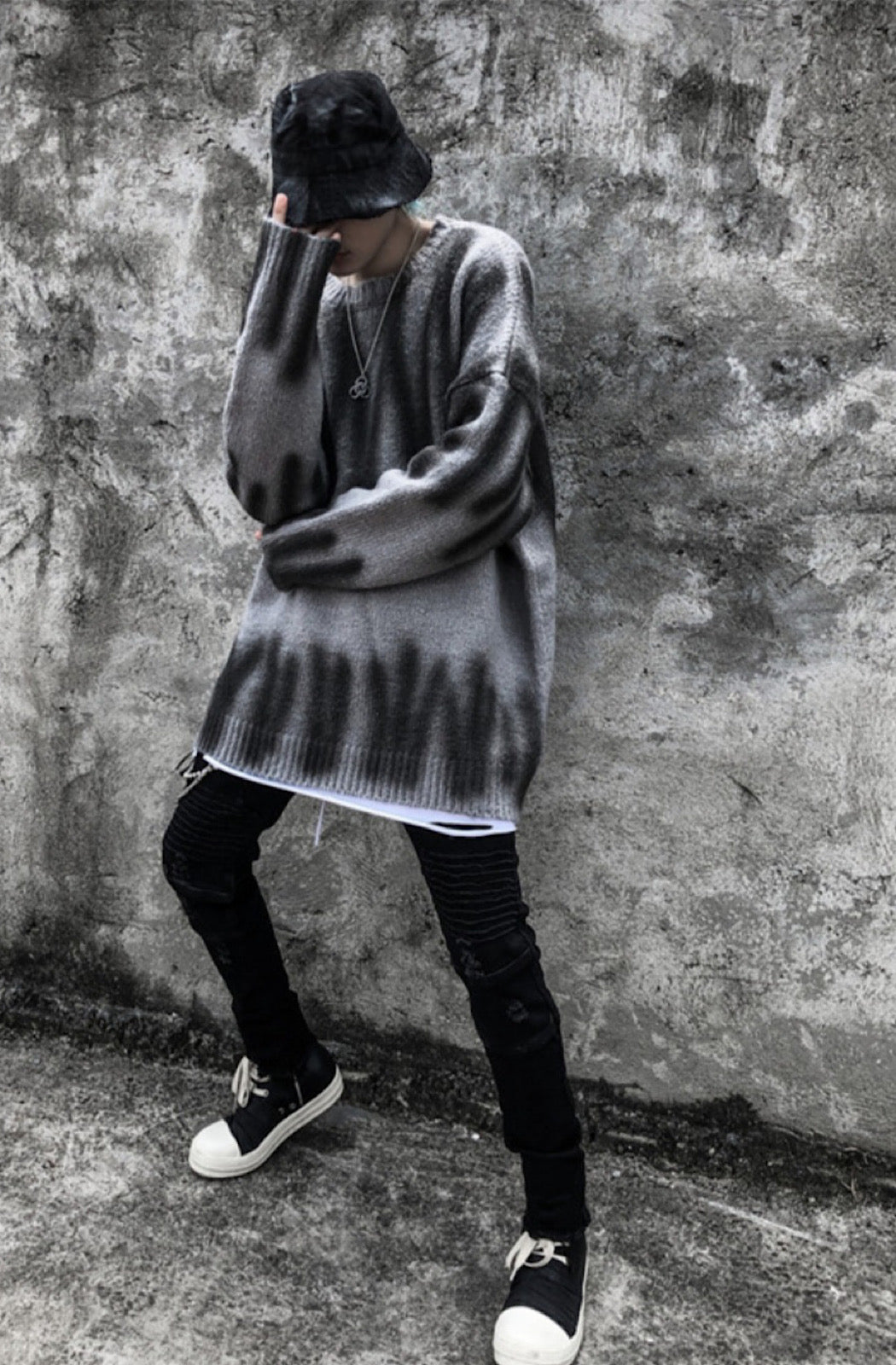 HB Sweater
