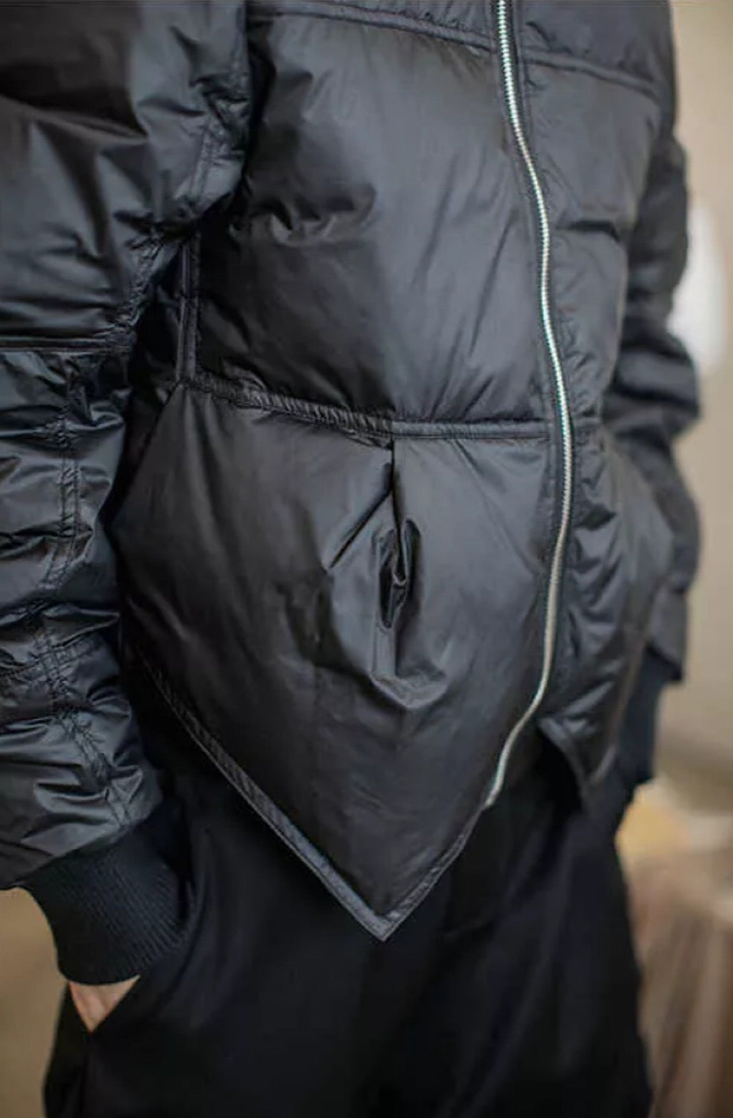 Edged Bomber