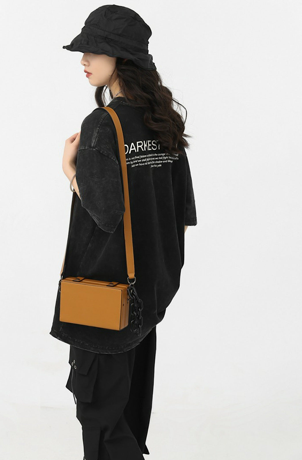 Box Crossbody