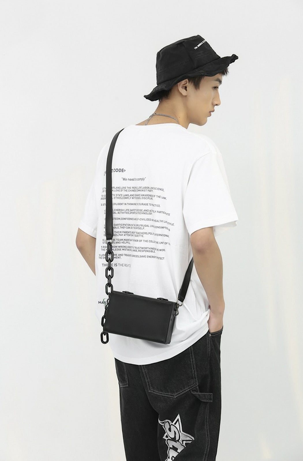 Box Crossbody