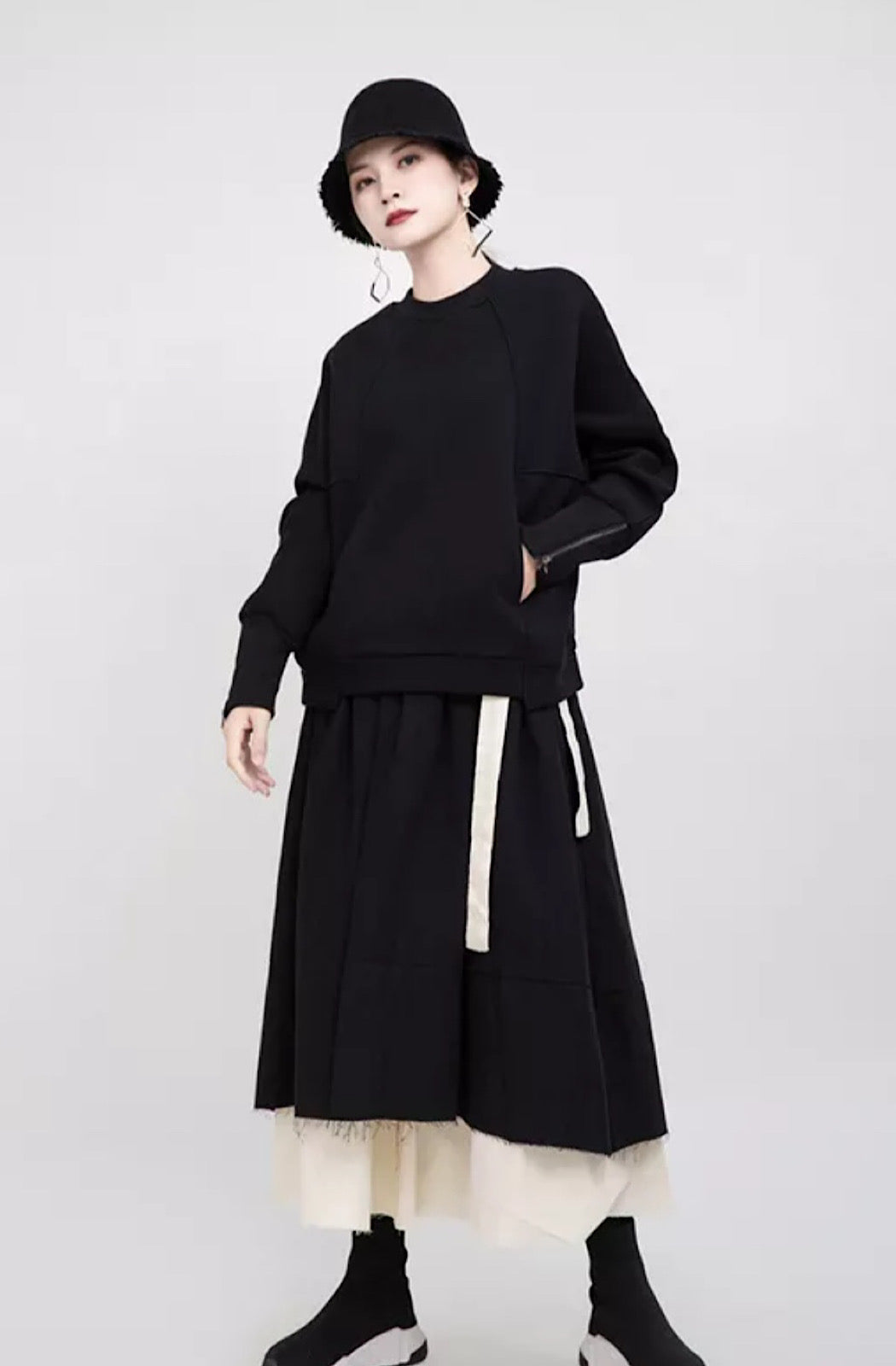 WHT Pullover