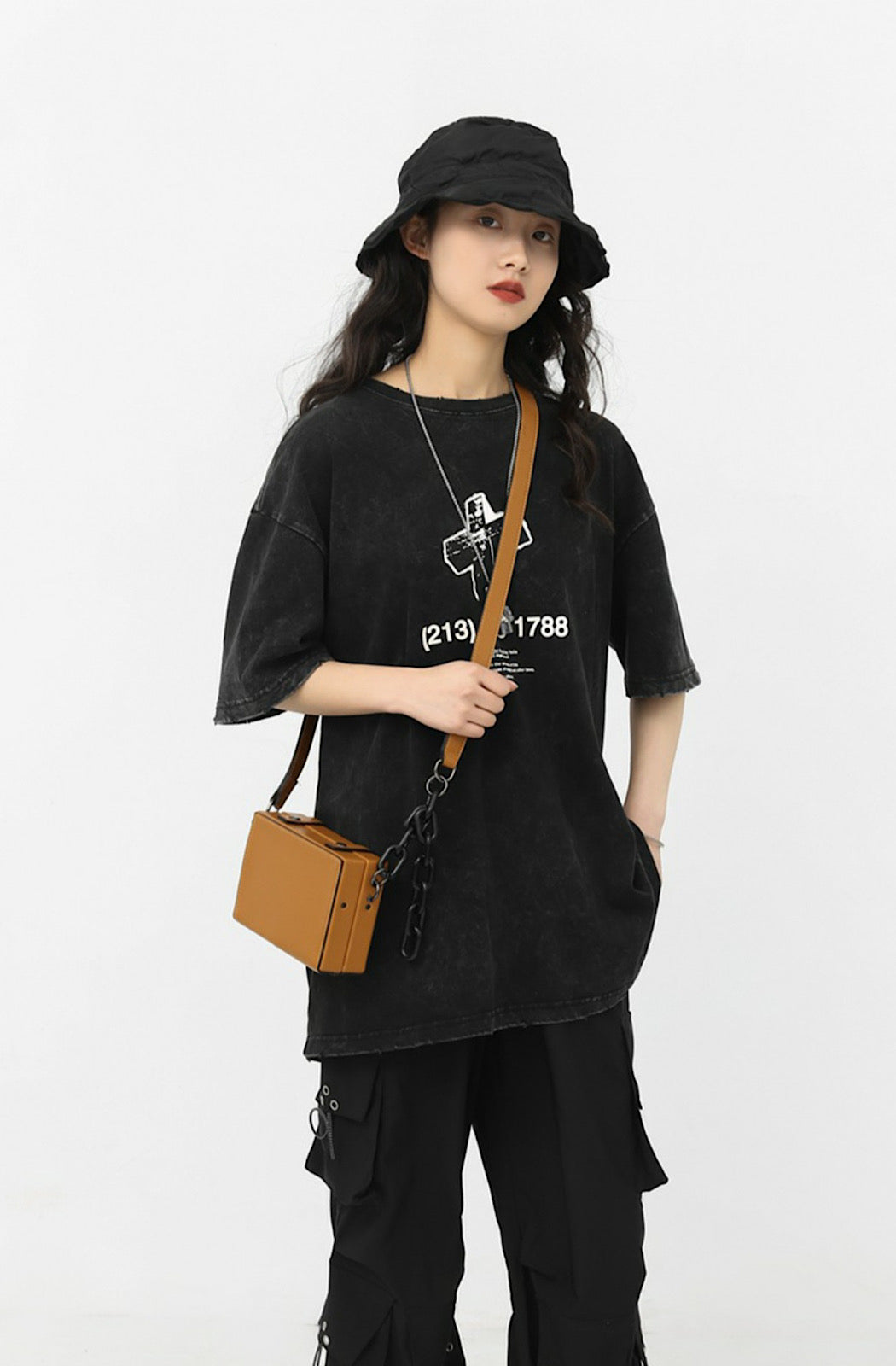 Box Crossbody