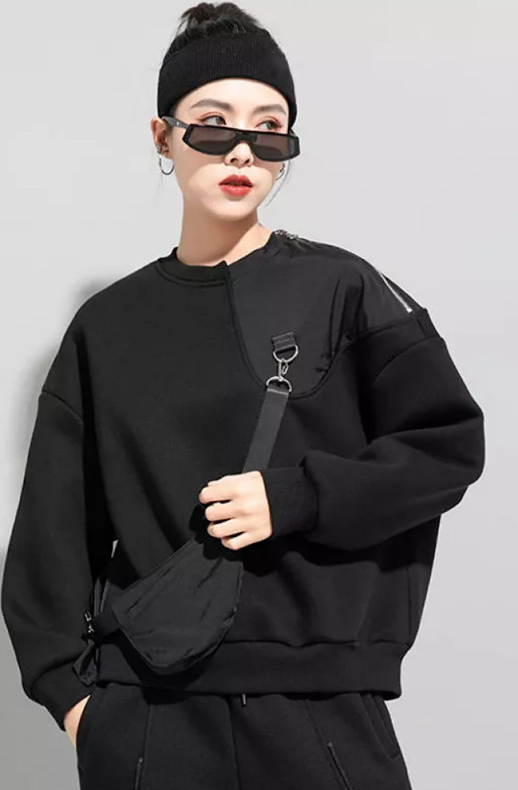 BB Sweater | Poket Roket Apparel 