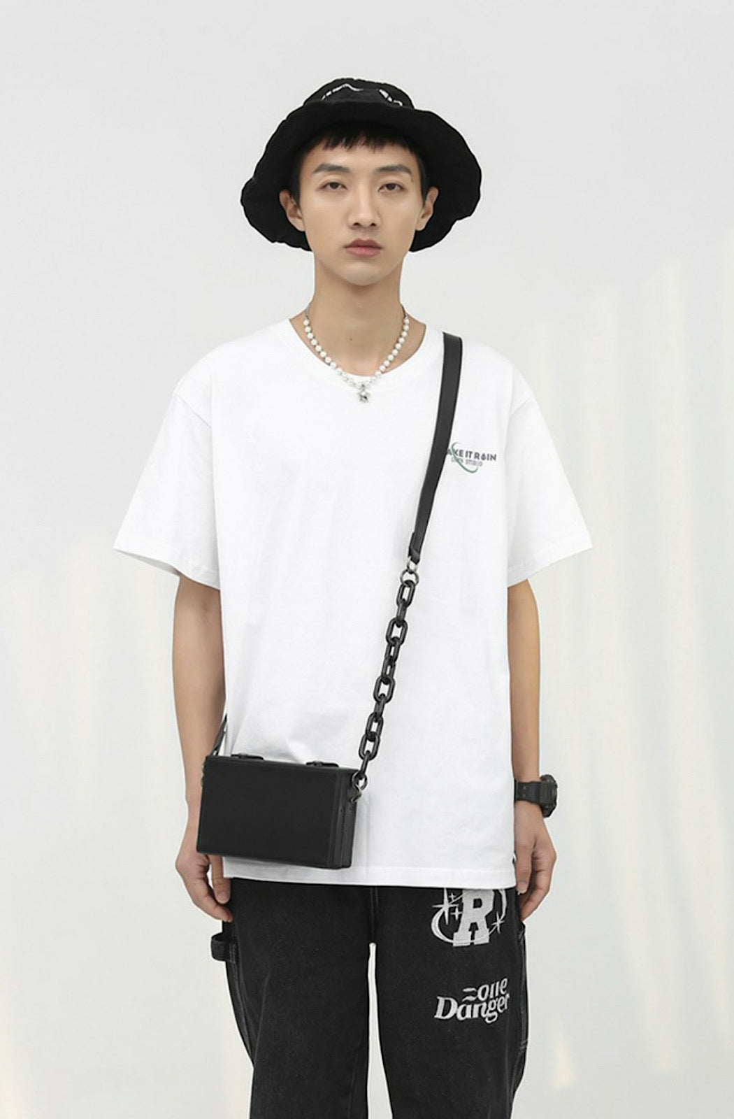 Box Crossbody