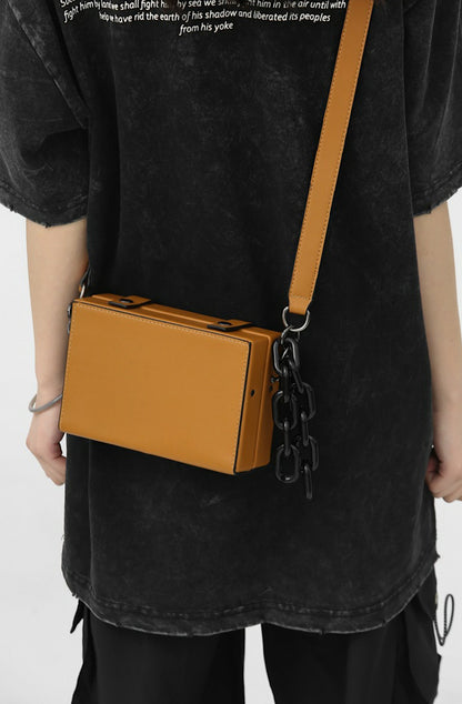 Box Crossbody
